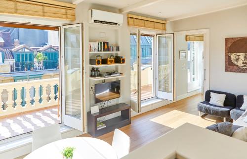 Prim Apartment by Basque Homes