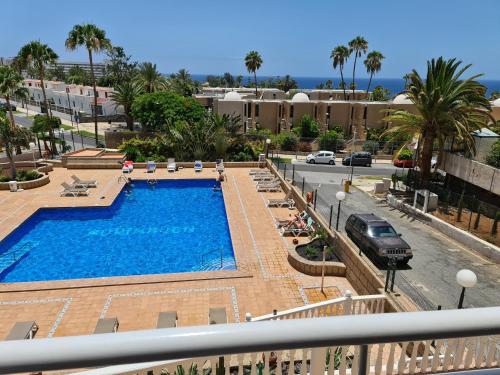 Borinquen only 280 meters to the beach, balcony with sea view, heated pool, Wifi
