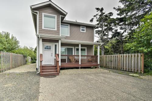 Pacific Beach House with Yard - Walk to the Ocean!