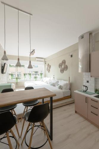 Eunoia Suite - Monastiraki Square View