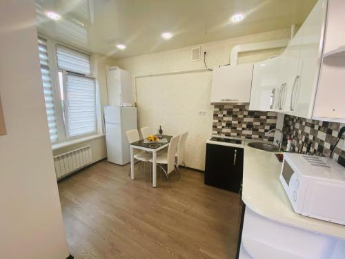 Dapur atau dapur kecil di Apartment modern style