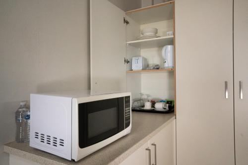 Admiralty Innにあるキッチンまたは簡易キッチン