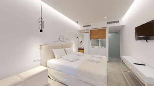Theros Stylish Suites