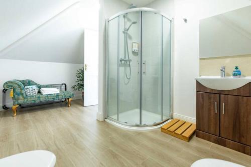 The Jerpoint Apartment tesisinde bir banyo