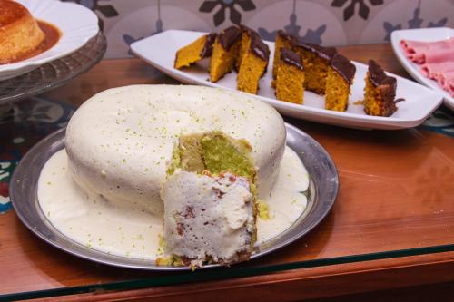 Makanan di atau berdekatan inn ini