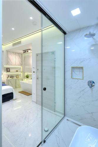 RINO LUXURY ROOM