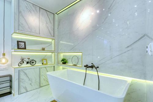 RINO LUXURY ROOM