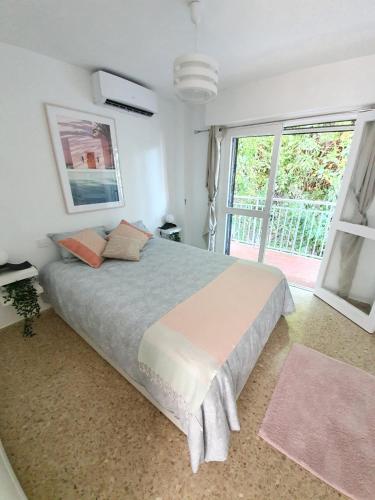 Seaview Apartment