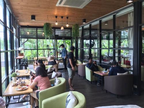Interpark Hotel & Residence, Eastern Seaboard Rayong 레스토랑 또는 맛집