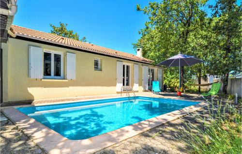 Stunning Home In St,paul-trois-chteaux With 4 Bedrooms, Wifi And Outdoor Swimming Pool