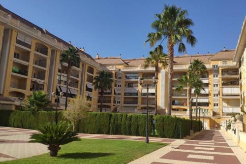 LOVELY APARTMENT DENIA, piscina, jacuzzi, pádel, parking