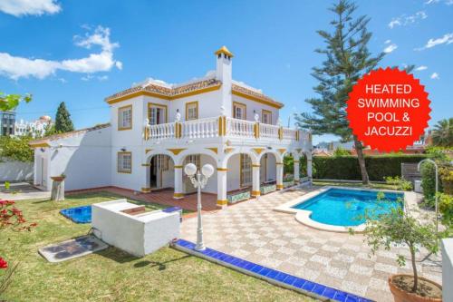 Villa Marina Benalmadena - 5 min walk to the beach, heated pool, spa, 5 bedrooms