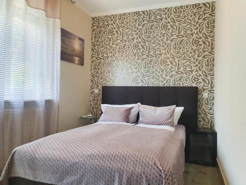 Afbeelding uit fotogalerij van Ferienzimmer Ellisee, kontaktloser Check-in in Friedrichshafen