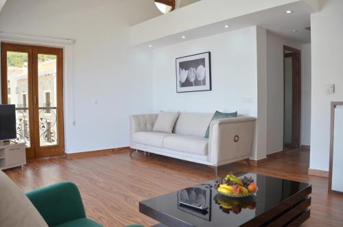 Gallery image of Andaluni Beach Apartments in Pržno