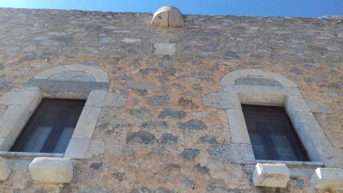 Gallery image of ΤΟ ΠΥΡΓΟΣΠΙΤΟ ΤΗΣ ΑΝΝΕΖΟΥΛΑΣ ANNEZOULA'S CASTLE in Áyios Athanásios