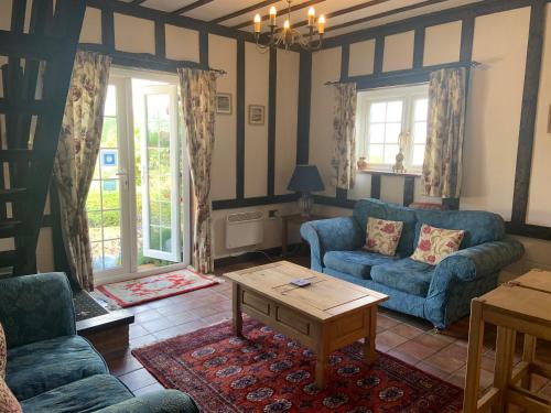 A seating area at Rose Cottage 