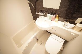 Bathroom sa Dot Hostel&Bar 富士山