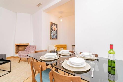 Espectacular Apto. Centro de Madrid C/Infantas 3-6 by Batuecas