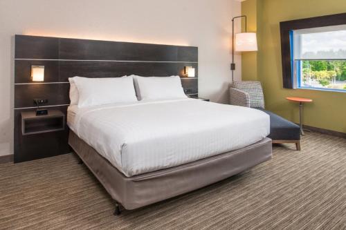Holiday Inn Express Jacksonville East, an IHG Hotel Image