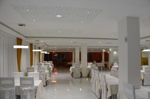 Gallery image of Ski Rostovo - Hotel Rostovo & Ethno Village in Čardaci