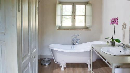 A bathroom at Casa Fabbrini Agriturismo