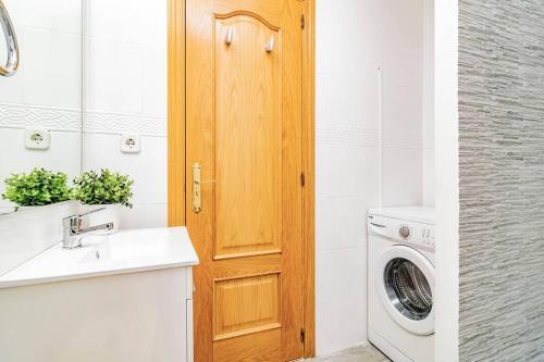 Encantador Apartamento en Chueca junto a Gran Vía, Infantas 1-1 by Batuecas