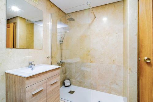 Maravilloso Apartamento Plaza Pedro Zerolo - Gran Vía, by Batuecas