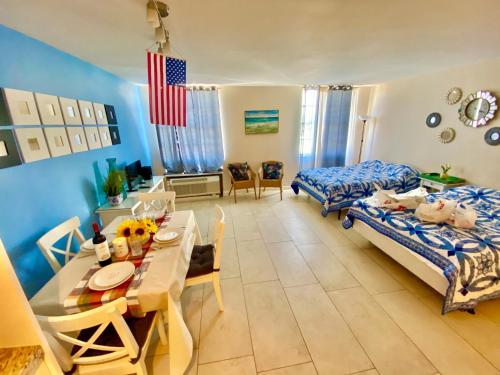 Gallery image of Lovely apartment in the heart of South Beach in Miami Beach