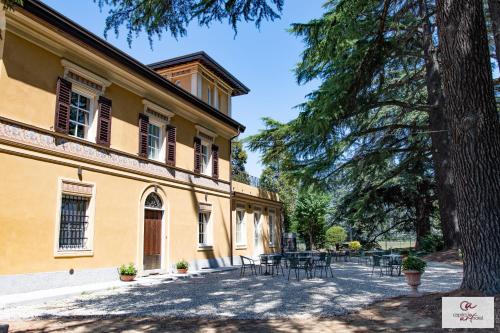 Capriccio Art Hotel — Garden view