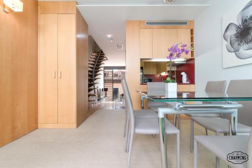 Chueca Apartments - Dúplex en el Centro de Madrid