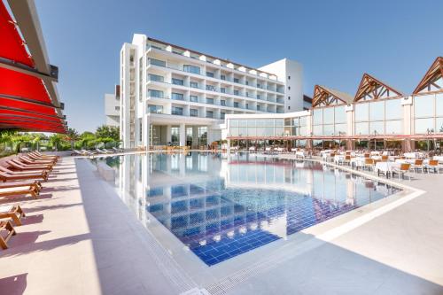 Galeriebild der Unterkunft Grand Hotel Ontur Cesme in Cesme