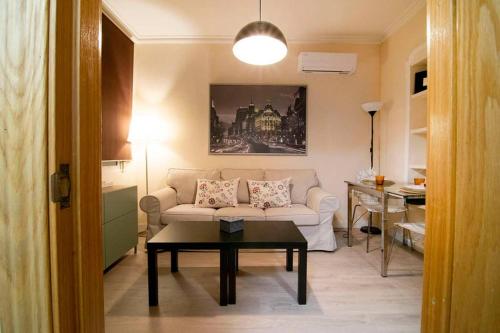 Estupendo Apartamento junto a Estación de Atocha by Batuecas
