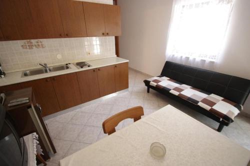 Postel nebo postele na pokoji v ubytování One-Bedroom Apartment Crikvenica 14