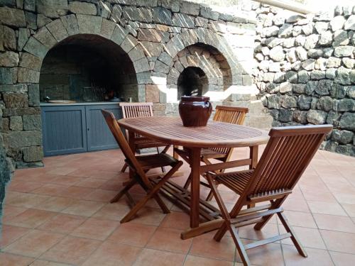 Afbeelding uit fotogalerij van Dammusi Uliveto in Pantelleria