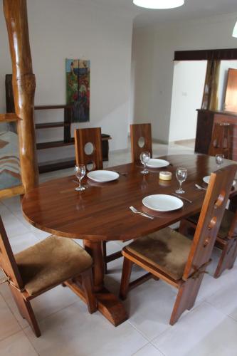 Ảnh trong thư viện ảnh của Upper Inchaban beachfront apartment ở Inchaban