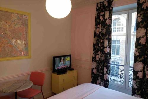 Luxembourg Garden Studio - Cozy Aldaro