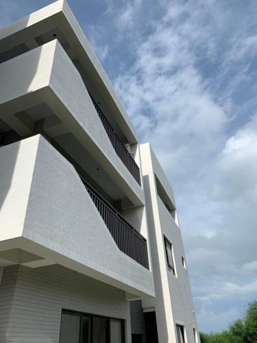Edificio en el que se encuentra la habitación en casa particular