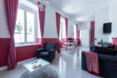 Prinz Eugen Studio at Belvedere by HM