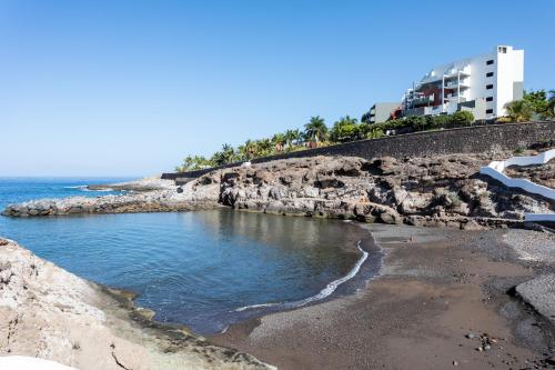 Home2Book Ocean View Paradise with Pool