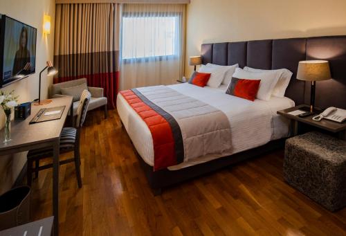 Кровать или кровати в номере Hotel Grand Brizo Buenos Aires