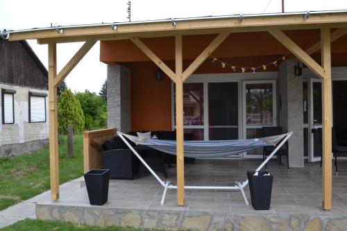 Fotografia z galérie ubytovania Balaton Relax Apartmanhouse v destinácii Balatonfenyves