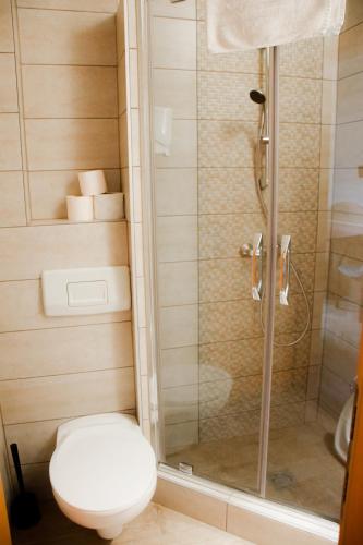 Un baño de Csikar Csárda és Panzió