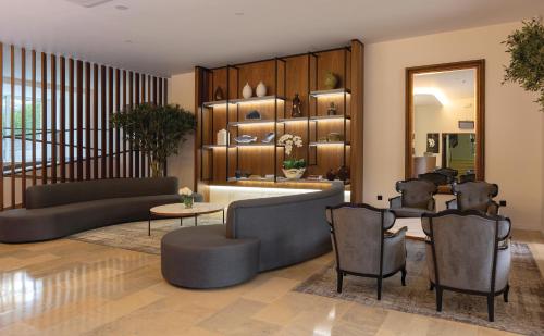 Posezení v ubytování Hotel Afonso V & SPA