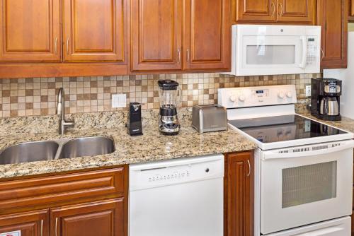 Hilton Vacation Club Grand Beach Orlando photo 85