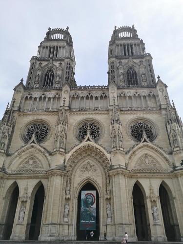 a large cathedral with two towers on top of it at AUBERGE DE JEUNESSE D'ORLEANS in Orléans