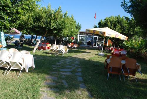Selinus Beach Club Hotelにある庭