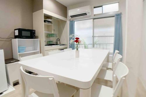 Sunstay - Shinbamba 1
