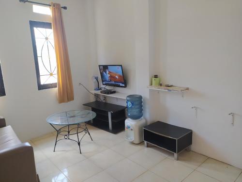Μια τηλεόραση ή/και κέντρο ψυχαγωγίας στο Villa Beverly