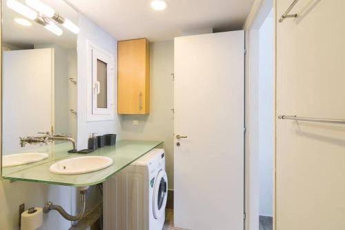 Unique Apartment near Acropolis