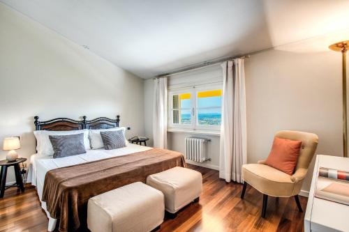 Ένα ή περισσότερα κρεβάτια σε δωμάτιο στο Alfresco luxury Villa with Heated pool